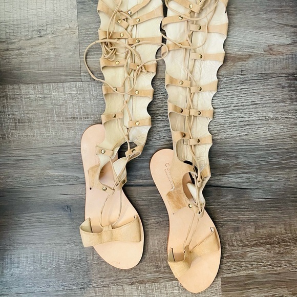 FINAL PRICE!!! Leather Gladiator Sandals - Picture 4 of 12